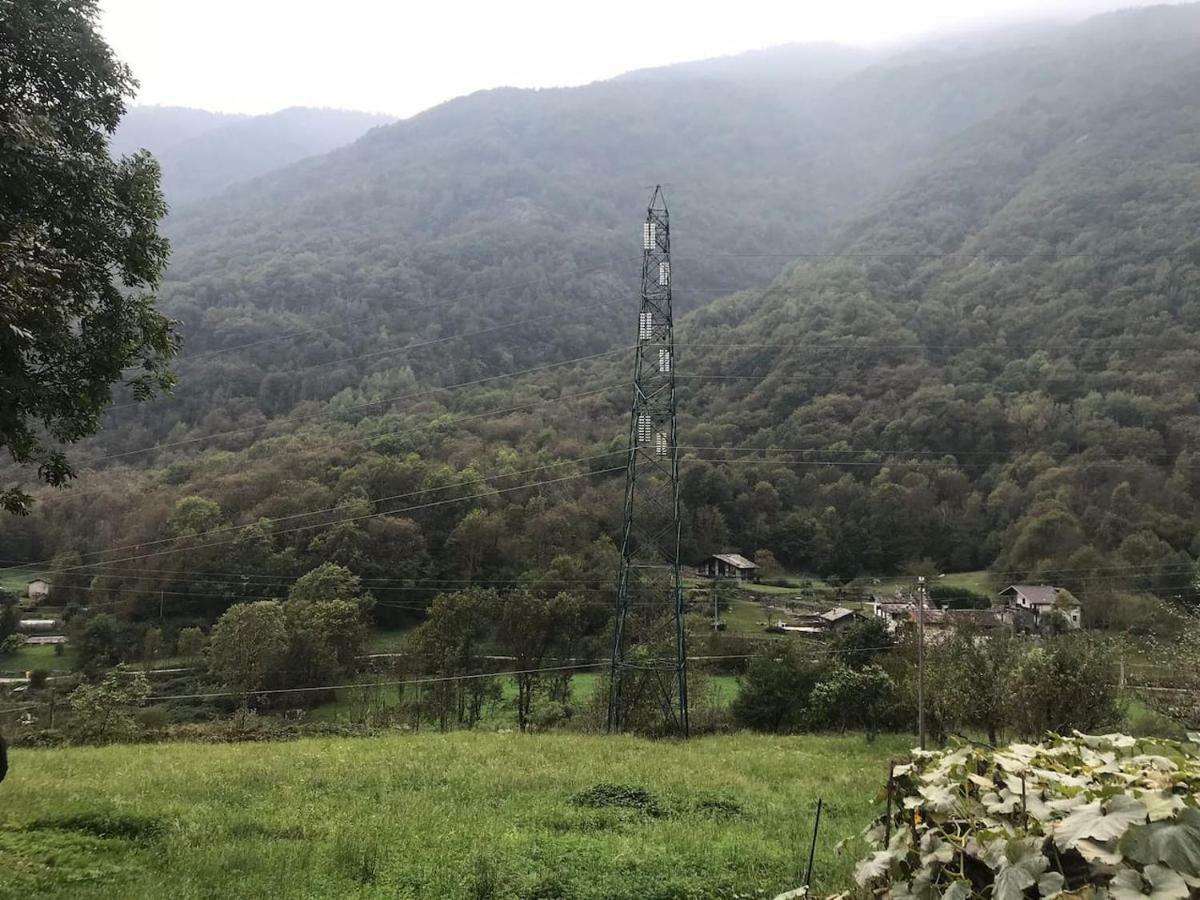 Bilocale A Due Passi Dal Gran Paradiso Locana Luaran gambar